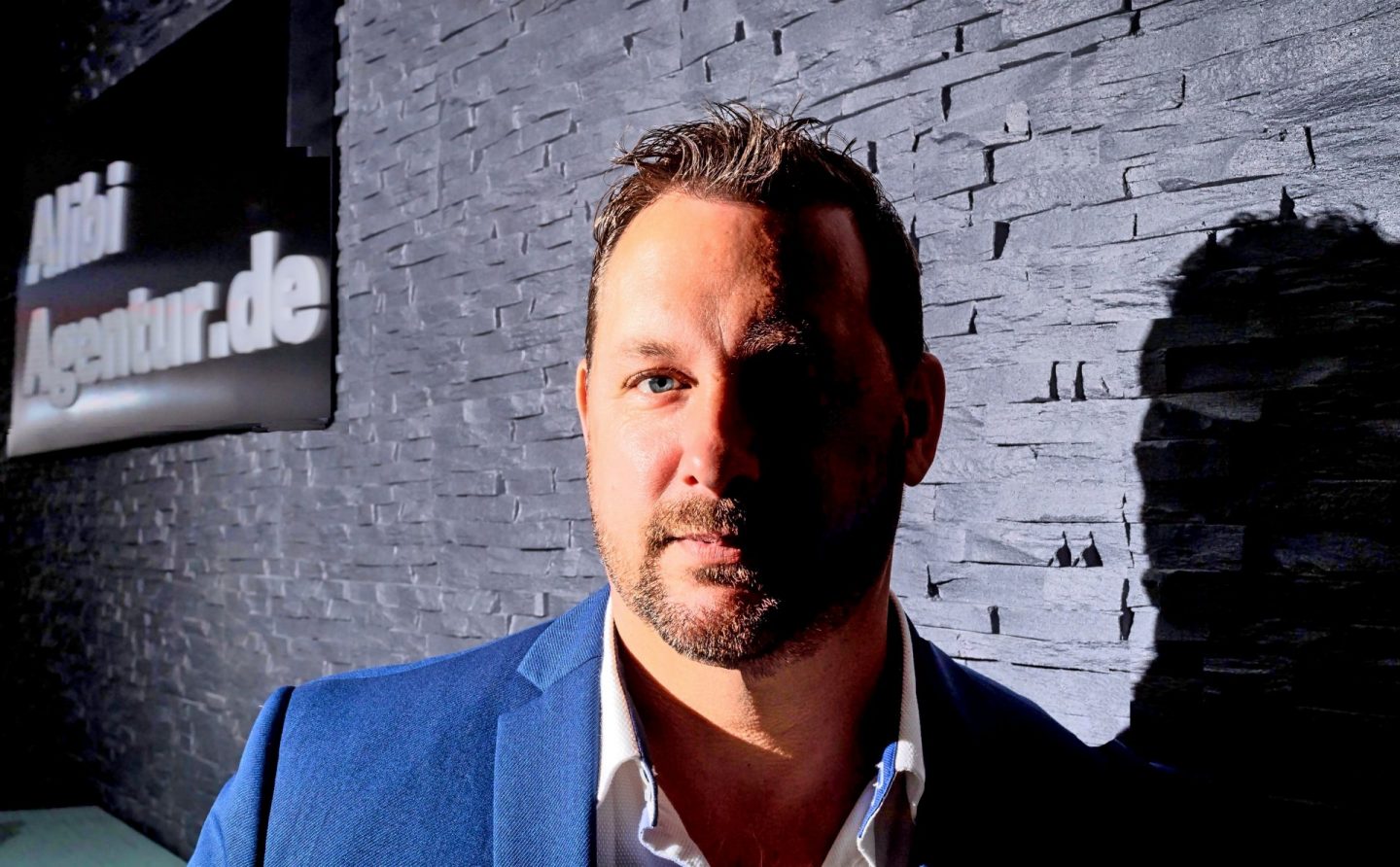 Stefan Eiben in der Alibiagentur.